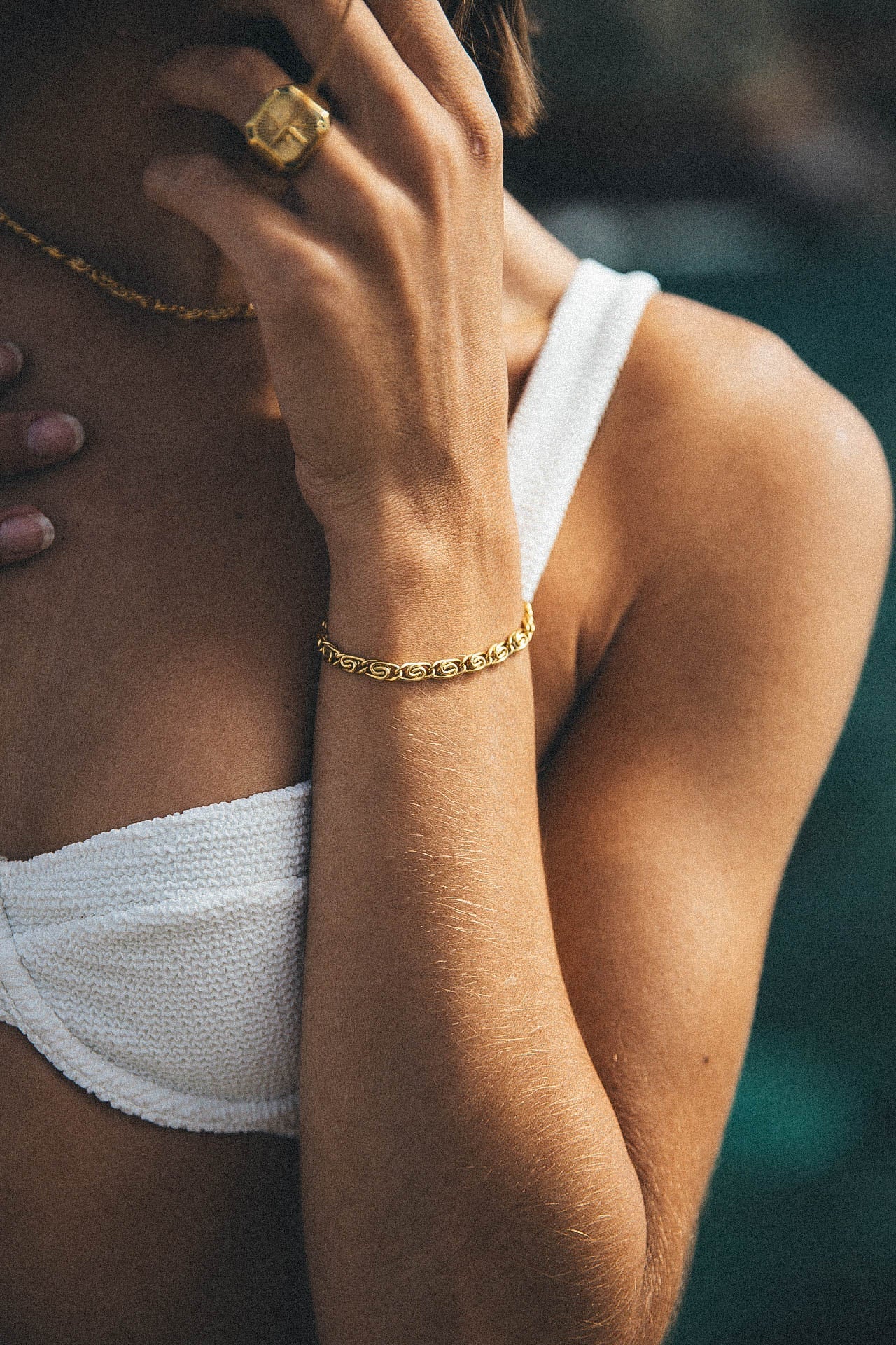 Brent Gold Bracelet | 33mm - Inspired by Nostalgia