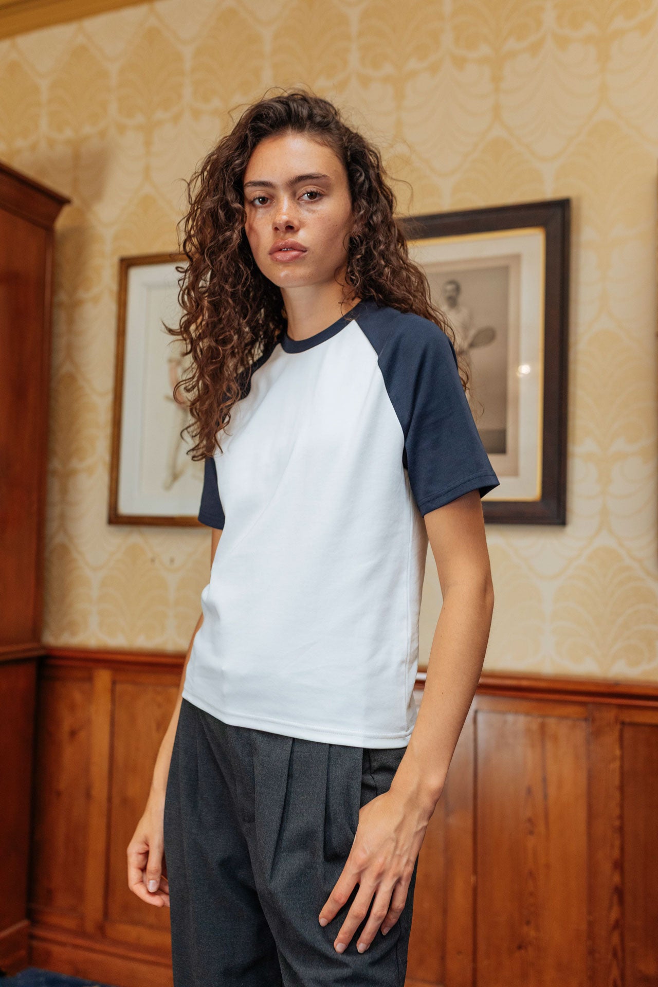 Brando Raglan T-Shirt, White/Navy – 33mm