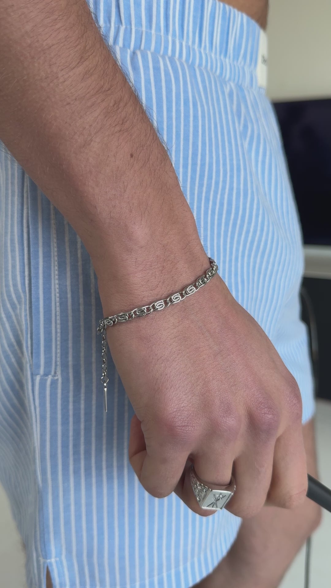Brent Silver Bracelet | 33mm - Inspired by Nostalgia