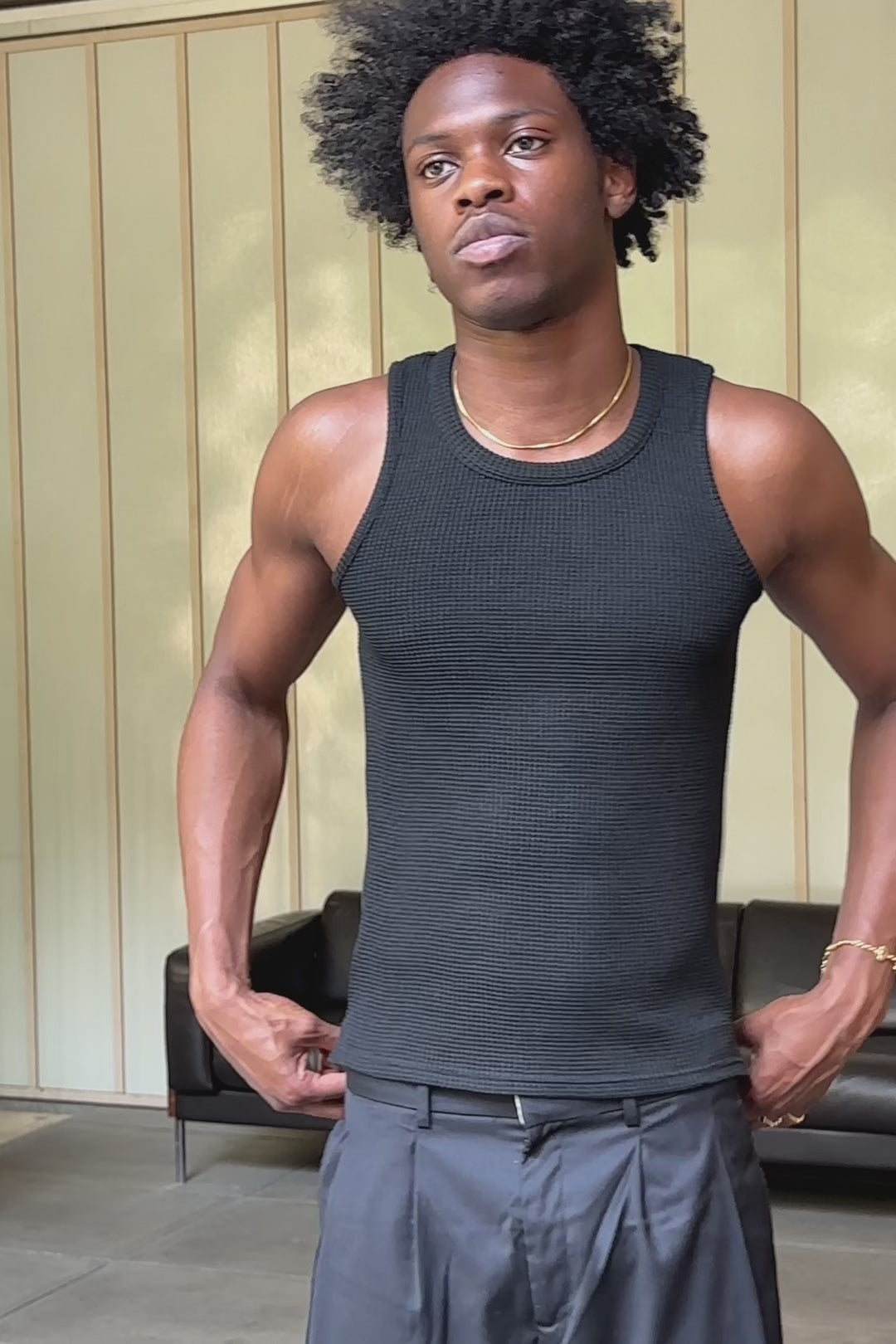 Andersen Black Tank Top | 33mm - Inspired by Nostalgia